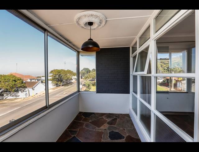 2 BEDROOM APARTMENT TO LET IN MORNINGSIDE